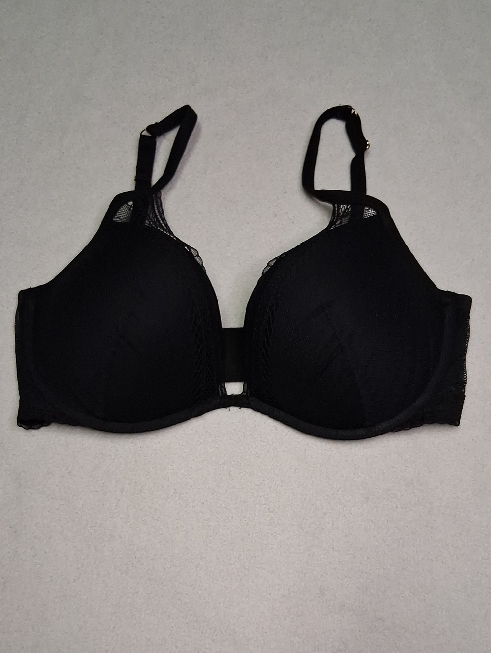 Victoria's Secret Black Lace-Trim Underwire Bra
